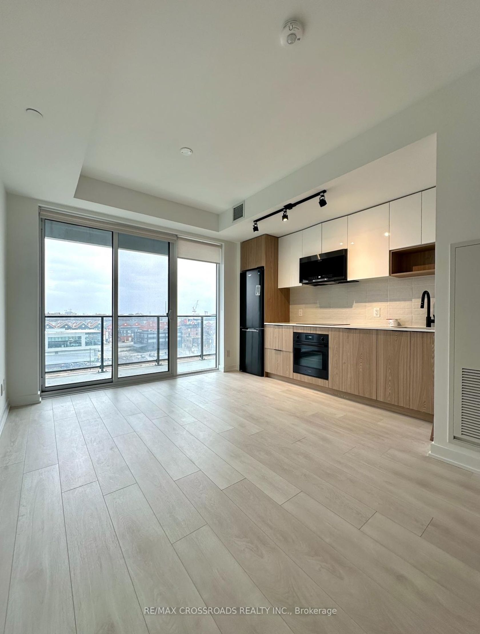 603 - 5 Defries Street, Regent Park, Toronto 