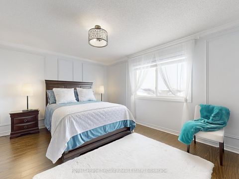 Photo 28 at 128 Daiseyfield Crescent, Vellore Village, Vaughan
