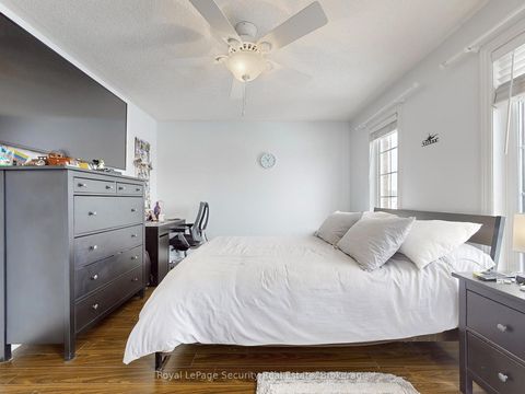 Photo 38 at 128 Daiseyfield Crescent, Vellore Village, Vaughan