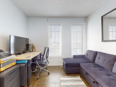 Photo 40 at 128 Daiseyfield Crescent, Vellore Village, Vaughan