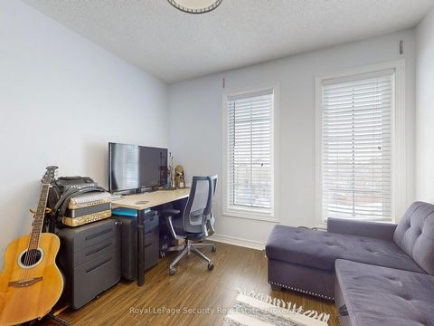 Photo 41 at 128 Daiseyfield Crescent, Vellore Village, Vaughan Photo 41 at 128 Daiseyfield Crescent, Vellore Village, Vaughan