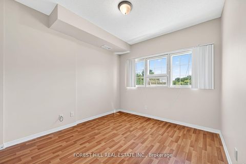 Photo 18 at 308 - 9451 Jane Street, Maple, Vaughan
