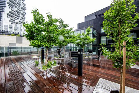 Photo 19 at 423 - 32 Trolley Crescent, Moss Park, Toronto