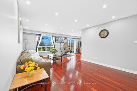 Photo 8 at 17 Tineta Crescent, Malvern West, Toronto