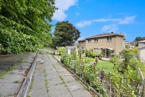 Photo 20 at 17 Tineta Crescent, Malvern West, Toronto