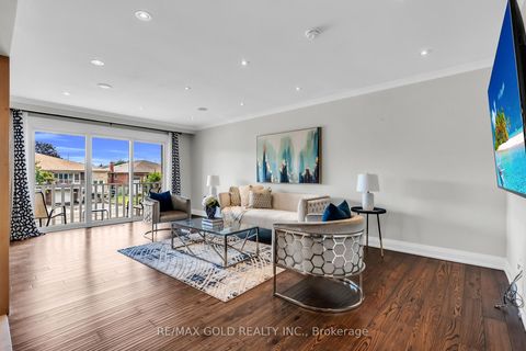 Photo 12 at 52 Paradelle Crescent, Jane Heights, Toronto