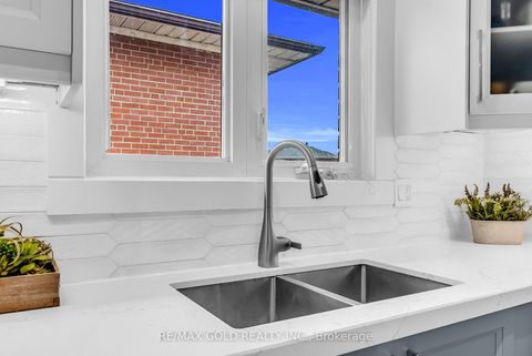 Photo 19 at 52 Paradelle Crescent, Jane Heights, Toronto