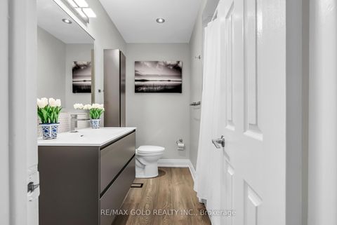 Photo 27 at 52 Paradelle Crescent, Jane Heights, Toronto