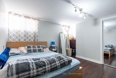Photo 42 at 52 Paradelle Crescent, Jane Heights, Toronto