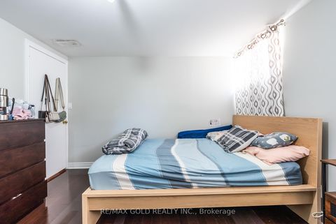 Photo 43 at 52 Paradelle Crescent, Jane Heights, Toronto