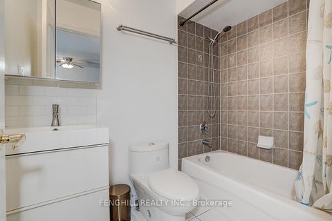 Photo 20 at 23 Vellore Woods Boulevard, Vellore Village, Vaughan