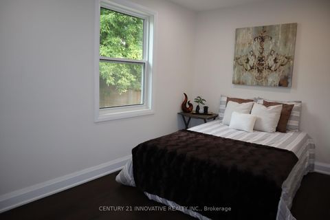 Photo 8 at 703 Midland Avenue, Kennedy Park, Toronto