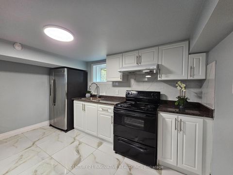 Photo 14 at 703 Midland Avenue, Kennedy Park, Toronto