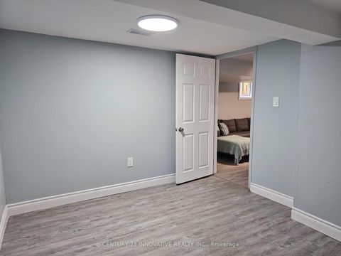 Photo 15 at 703 Midland Avenue, Kennedy Park, Toronto