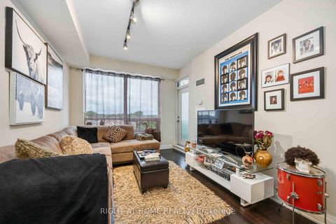Photo 2 at 703 - 520 Steeles Avenue W, Yorkhill, Vaughan