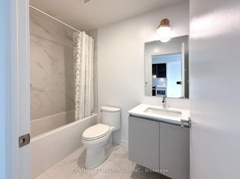 Photo 14 at 810 - 405 Dundas Street W, GO Glenorchy, Oakville