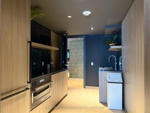 Photo 33 at 810 - 405 Dundas Street W, GO Glenorchy, Oakville