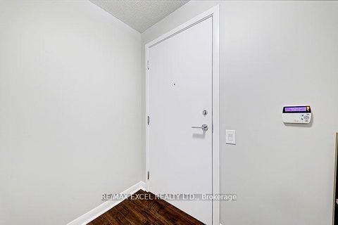 Photo 4 at 608 - 25 Town Centre Crt Street S, Bendale, Toronto