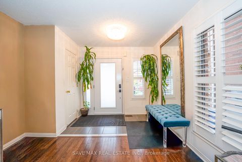 Photo 3 at 10 Leila Jackson Terrace, CFB, Toronto