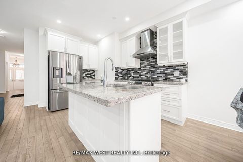 Photo 16 at 213 Sarah Cline Drive, GO Glenorchy, Oakville