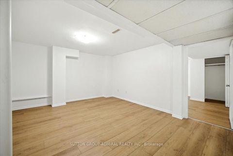 Photo 23 at 137 Chelwood Drive, Brownridge, Vaughan