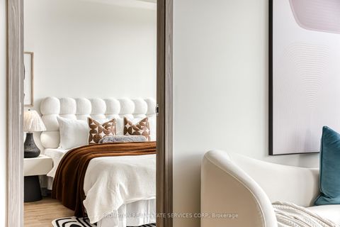 Photo 19 at 609 - 95 Mcmahon Drive, Bayview Village, Toronto