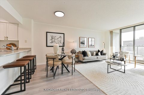 Photo 10 at 2108 - 750 Bay Street, Bay Street Corridor, Toronto