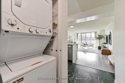 Photo 20 at 2108 - 750 Bay Street, Bay Street Corridor, Toronto