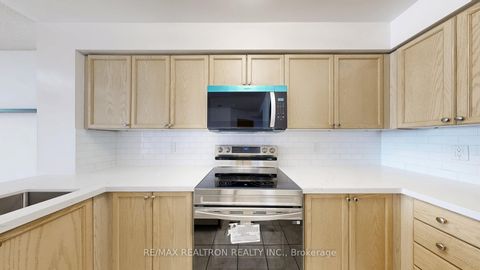Photo 24 at 2007 - 21 Hillcrest Avenue, Willowdale East, Toronto