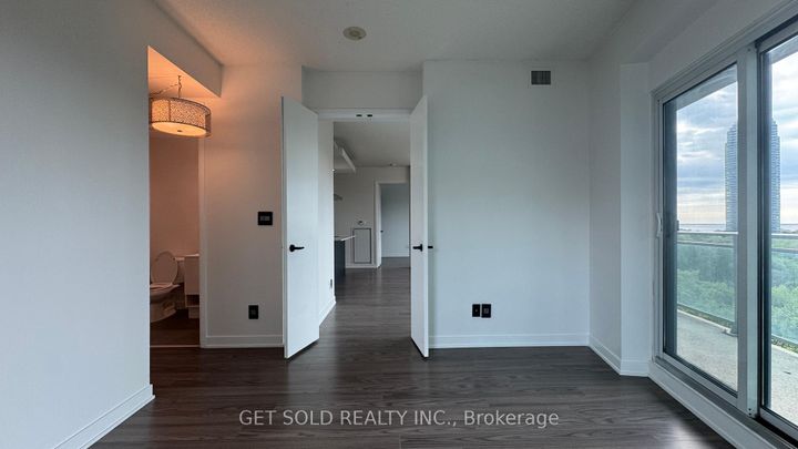 Photo 11 at 730 - 165 Legion Road N, Mimico, Toronto