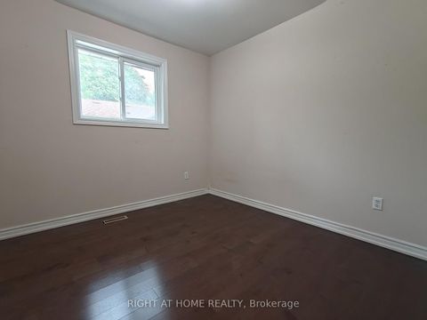 Photo 9 at 182 mcnicoll Avenue, Hillcrest Village, Toronto