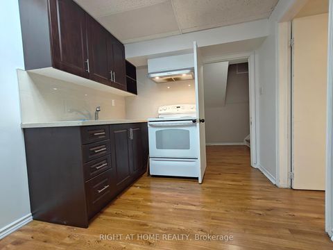 Photo 16 at 182 mcnicoll Avenue, Hillcrest Village, Toronto