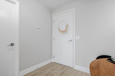 Photo 11 at 513 - 565 Wilson Avenue, Clanton Park, Toronto