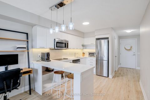 Photo 15 at 513 - 565 Wilson Avenue, Clanton Park, Toronto