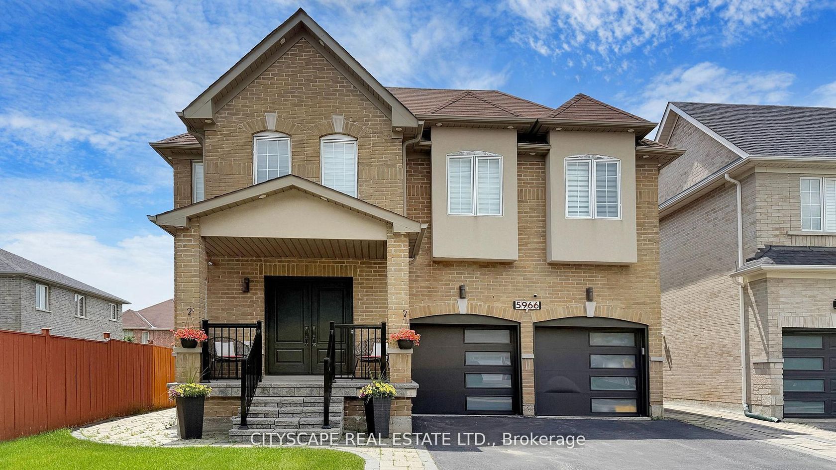 5966 River Grove Avenue W, East Credit, Mississauga 
