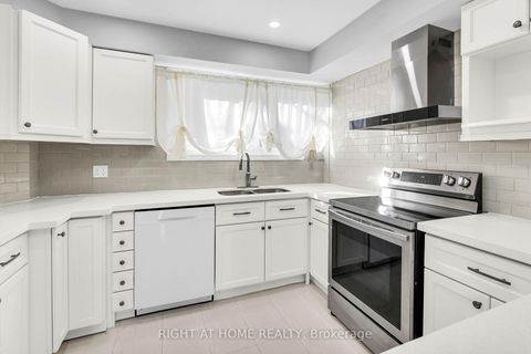 Photo 6 at 13 - 2716 St Clair Avenue E, Parkview, Toronto