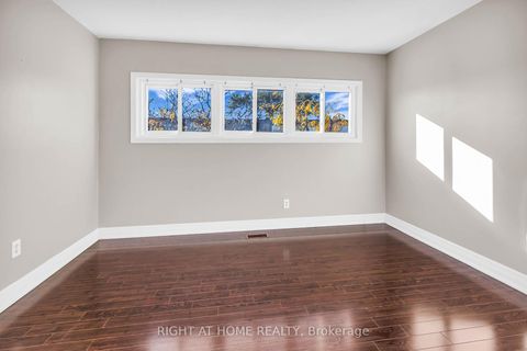 Photo 19 at 13 - 2716 St Clair Avenue E, Parkview, Toronto