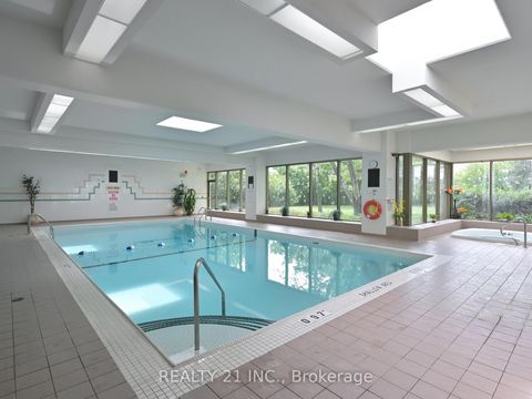 Photo 33 at 488 - 1 Greystone Walk Drive, Kennedy Park, Toronto