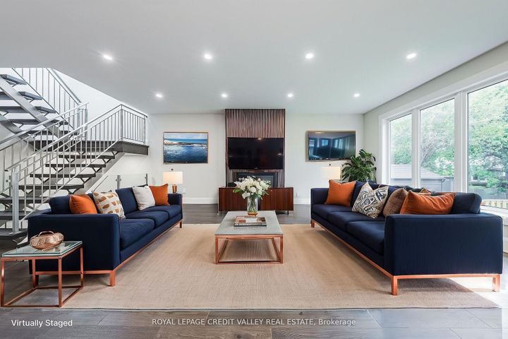 Photo 12 at 18 Bellman Avenue, Alderwood, Toronto