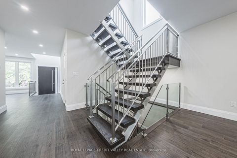 Photo 8 at 18 Bellman Avenue, Alderwood, Toronto