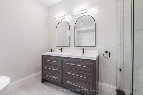 Photo 25 at 18 Bellman Avenue, Alderwood, Toronto