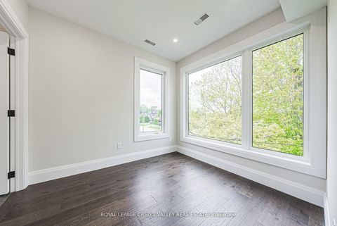 Photo 32 at 18 Bellman Avenue, Alderwood, Toronto