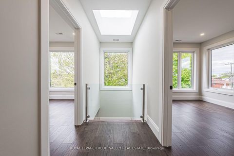 Photo 33 at 18 Bellman Avenue, Alderwood, Toronto