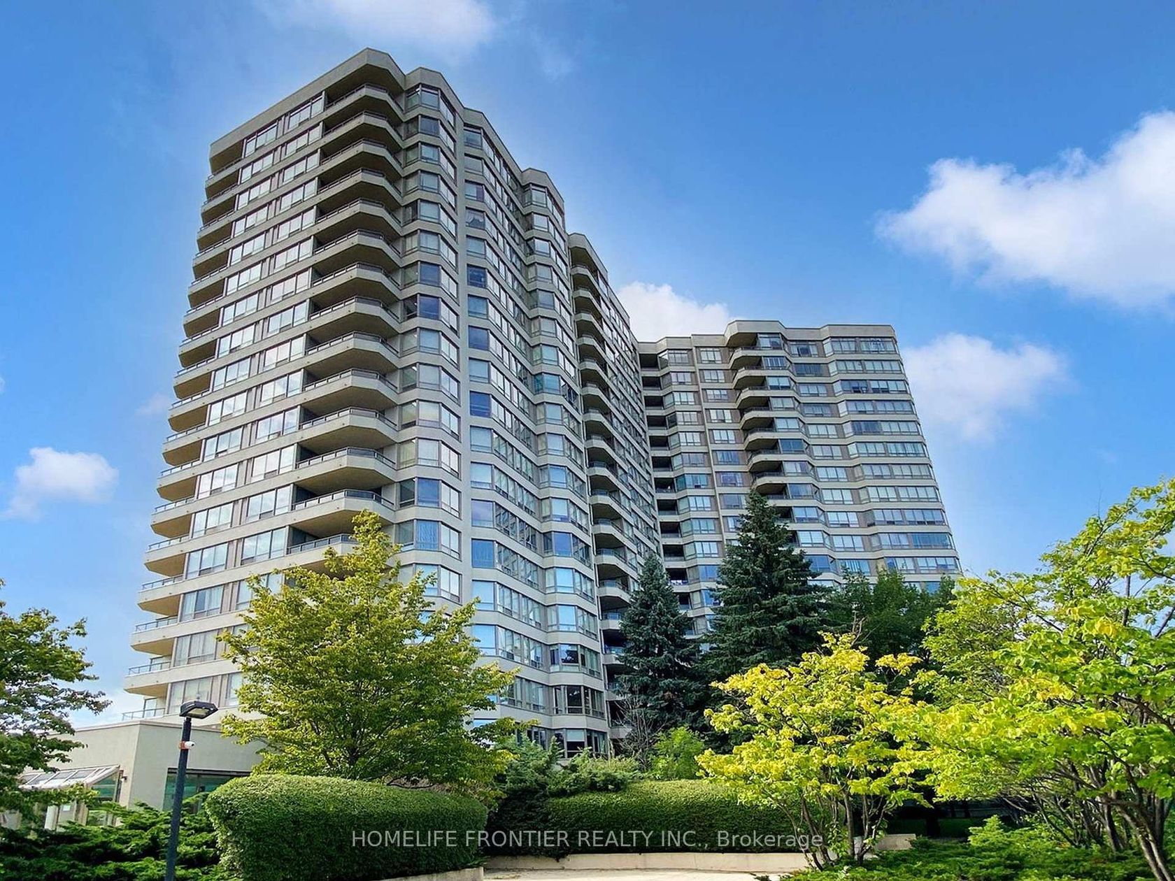 215 - 175 Bamburgh Circle, Steeles, Toronto 