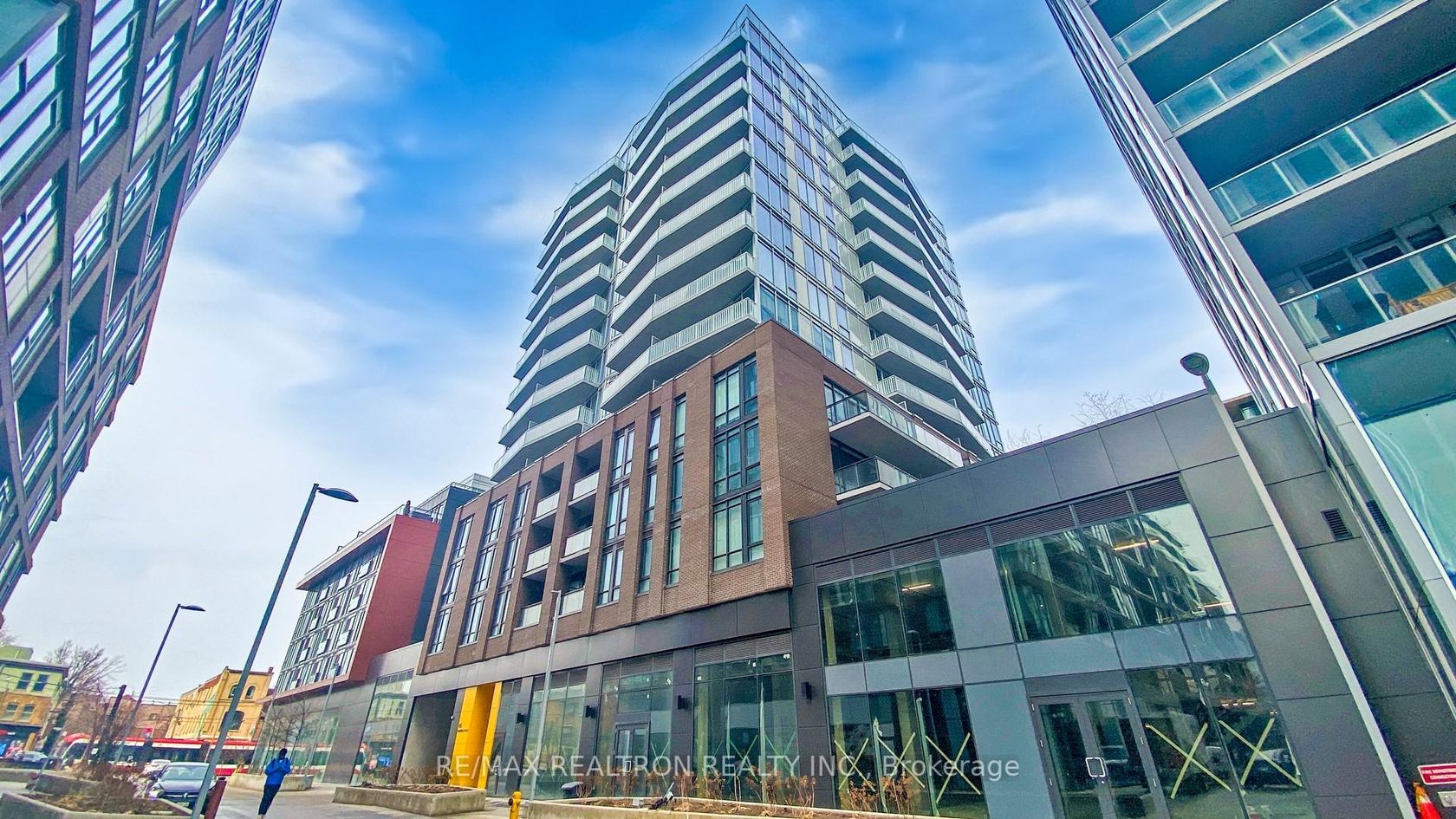 611 - 45 Baseball Place, South Riverdale, Toronto 