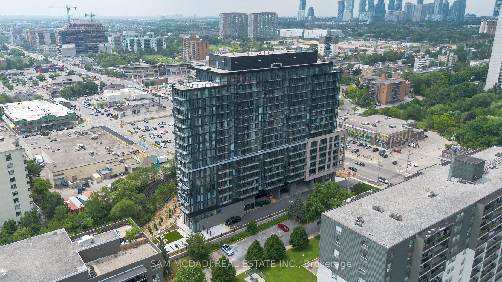 1513 - 86 Dundas Street E, Cooksville, Mississauga by Loree Meneguzzi Real Estate 1513 - 86 Dundas Street E, Cooksville, Mississauga