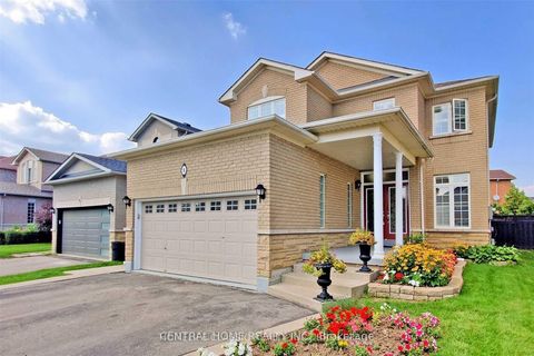 Photo 0 at 8 Raintree Crescent, Oak Ridges, Richmond Hill