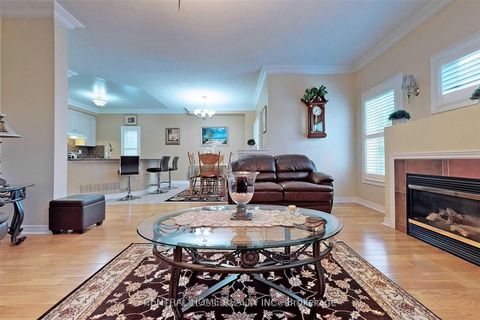 Photo 3 at 8 Raintree Crescent, Oak Ridges, Richmond Hill