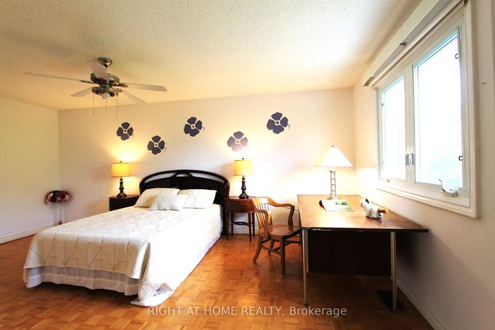 Photo 27 at 26 Leighland Drive, Unionville, Markham