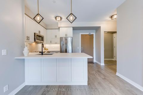 Photo 12 at 205 - 128 Grovewood Common, GO Glenorchy, Oakville